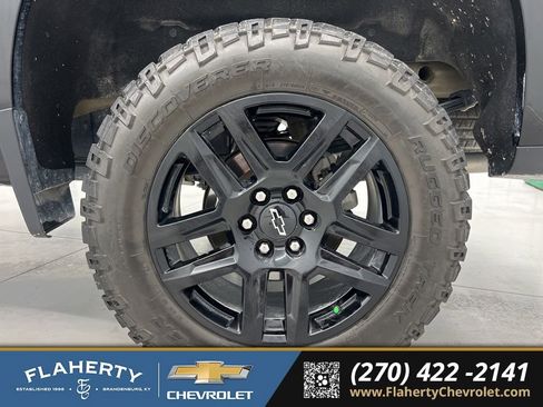 Used 2023 Chevrolet Silverado 1500 LT Trail Boss w/ Convenience Package II image 21