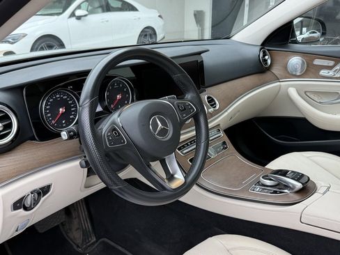 Certified 2018 Mercedes-Benz E 300 image 2