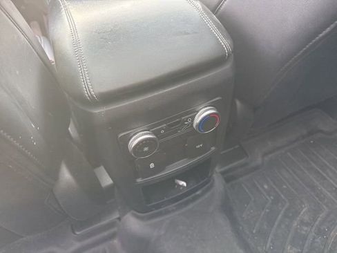 Used 2021 Ford Explorer XLT w/ Equipment Group 202A image 27