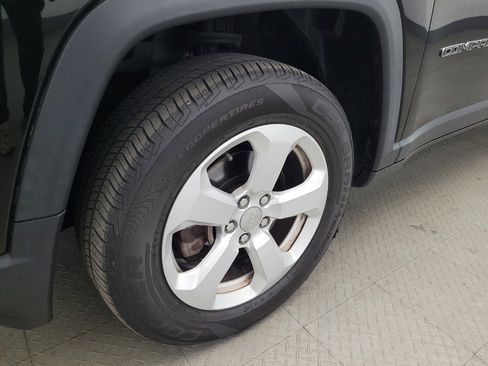 Used 2018 Jeep Compass Latitude w/ Popular Equipment Group AWD/4WD image 31