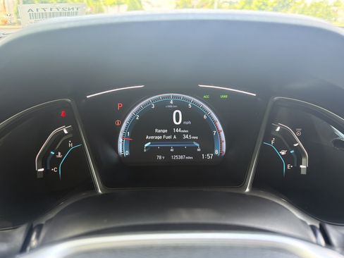 Used 2017 Honda Civic Touring image 20