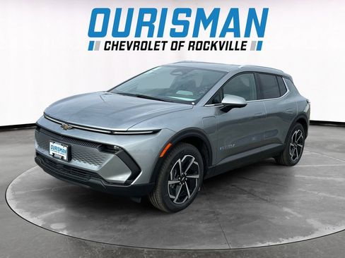 New 2026 Chevrolet Equinox EV LT image 2