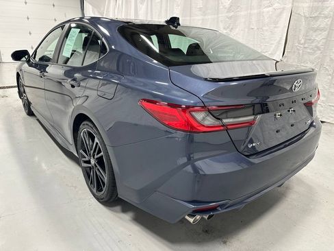 Used 2026 Toyota Camry XSE FWD image 5