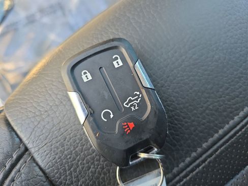 Used 2022 GMC Sierra 3500 Denali image 38