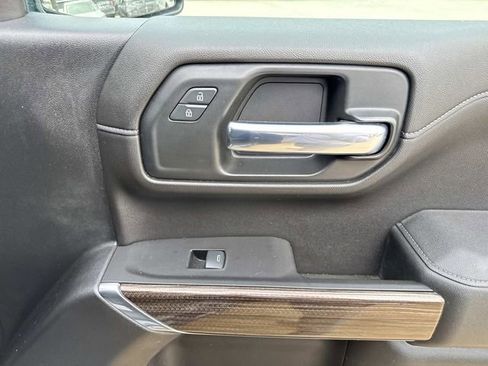 Used 2019 Chevrolet Silverado 1500 LT w/ Texas Edition image 15