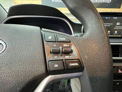 Used 2019 Hyundai Tucson SE AWD/4WD image 17