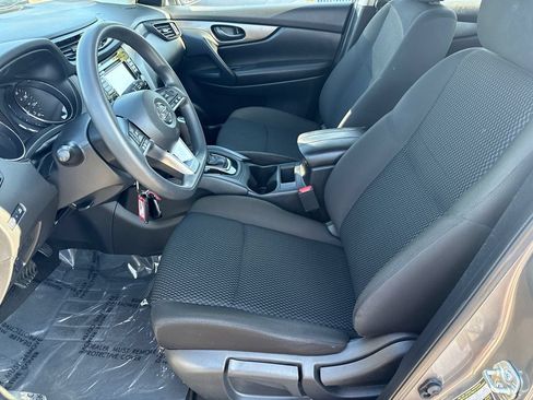 Used 2021 Nissan Rogue Sport S FWD image 18