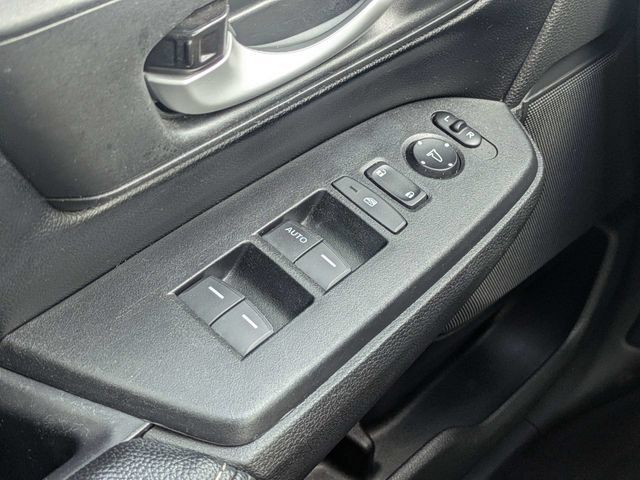 Used 2018 Honda CR-V LX image 22