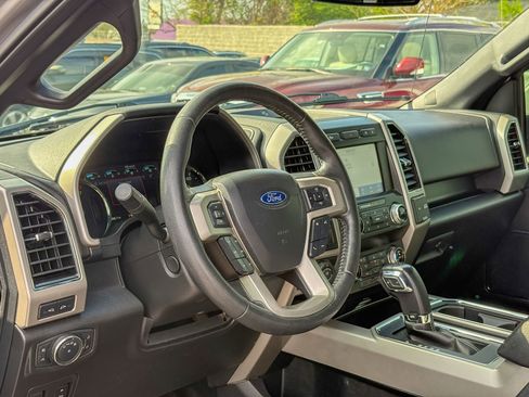 Used 2020 Ford F150 Lariat w/ Equipment Group 502A Luxury image 23