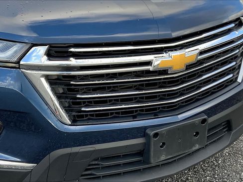 Used 2023 Chevrolet Traverse LT FWD image 28