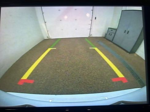Used 2024 Chrysler Pacifica Limited w/ Uconnect Theater Family Group FWD image 20