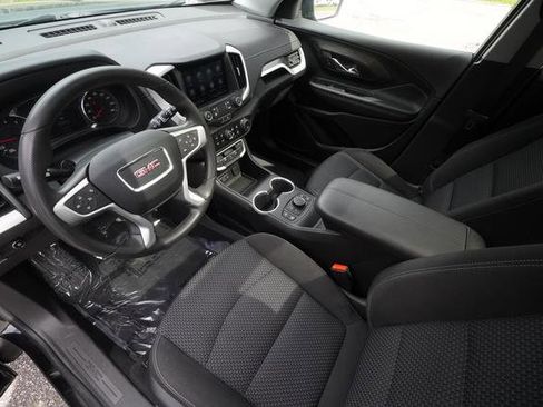 Used 2023 GMC Terrain SLE w/ Driver Convenience Package FWD image 25