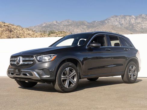 Used 2021 Mercedes-Benz GLC 300 image 1