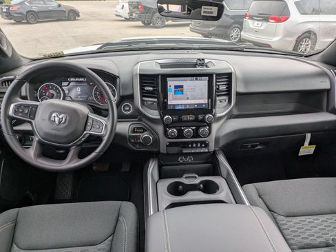 New 2026 RAM 1500 Express AWD/4WD image 15