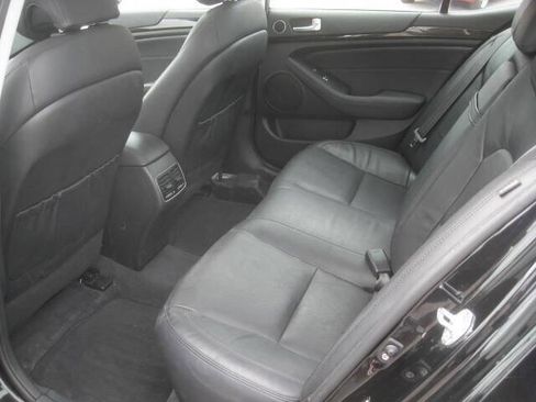 Used 2015 Kia Cadenza Premium w/ Luxury Package image 11