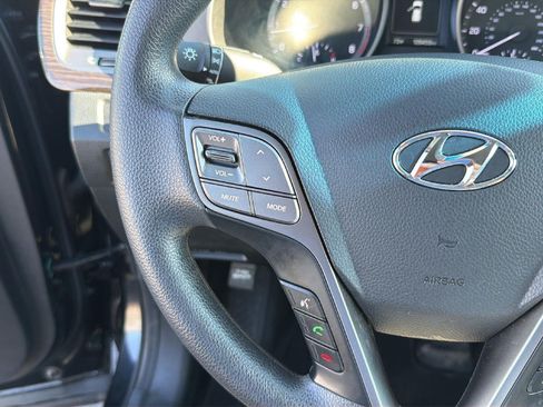 Used 2017 Hyundai Santa Fe Sport FWD image 13