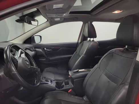 Used 2018 Nissan Rogue Sport SL w/ SL Premium Package AWD/4WD image 16