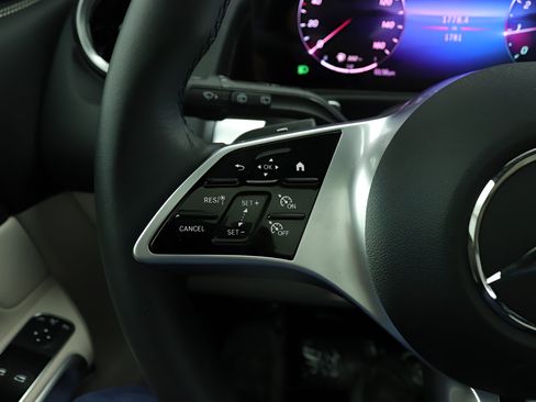 Certified 2026 Mercedes-Benz GLB 250 image 10