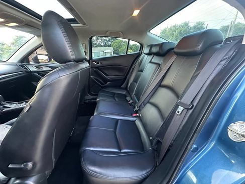 Used 2017 MAZDA MAZDA3 Touring w/ Popular Equipment Package FWD image 16