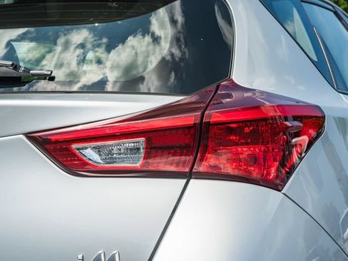 Used 2018 Toyota Corolla iM w/ All-Weather Mat Package FWD image 7