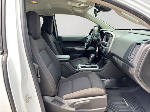 Used 2022 Chevrolet Colorado LT w/ Fleet Safety Package RWD image 12