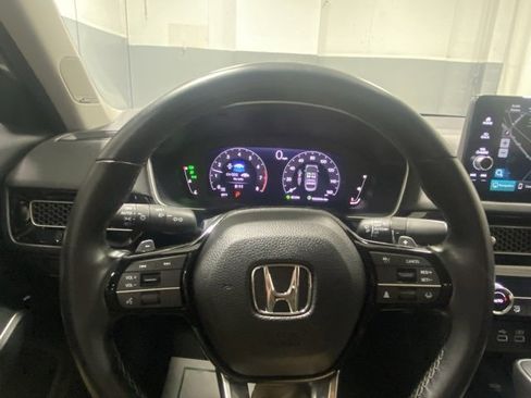 Used 2022 Honda Civic Touring image 15