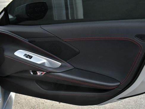 Used 2024 Chevrolet Corvette Stingray Convertible w/ 1LT image 44