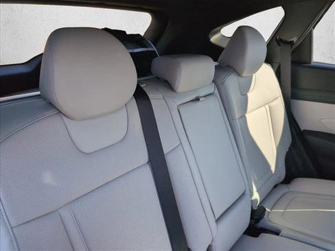 Certified 2025 Hyundai Tucson Limited image 21