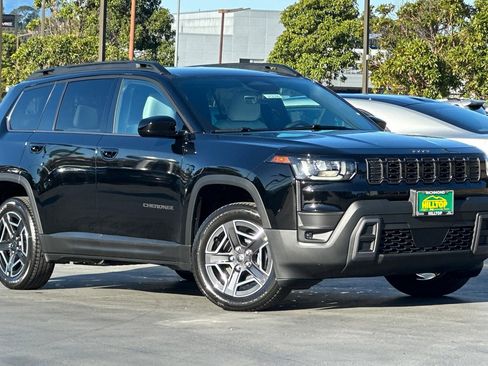 New 2026 Jeep Cherokee Laredo image 2