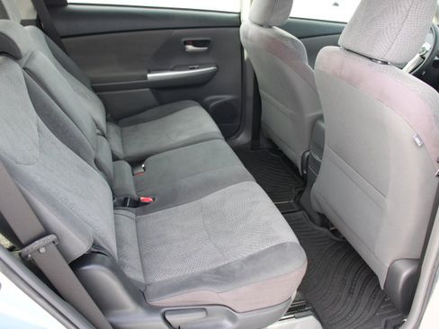 Used 2012 Toyota Prius V Three image 16