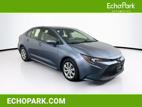 Used 2021 Toyota Corolla LE FWD image 1