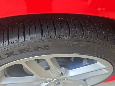 Used 2019 Chevrolet Corvette Stingray Coupe w/ 3LT Preferred Equipment Group RWD image 8