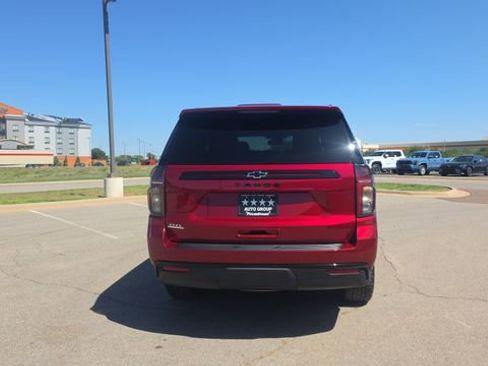 Used 2023 Chevrolet Tahoe Z71 w/ Luxury Package AWD/4WD image 7