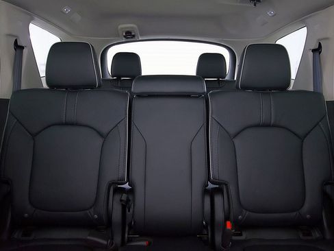 Used 2024 Honda Pilot Elite image 15