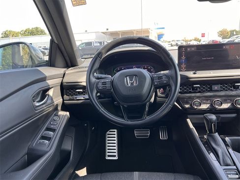Used 2024 Honda Accord Sport image 19