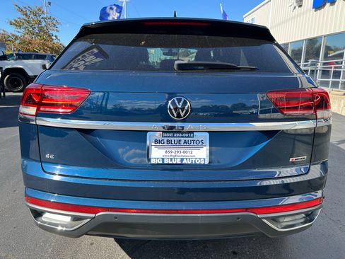 Used 2020 Volkswagen Atlas Cross Sport SE w/ Panoramic Sunroof Package image 4
