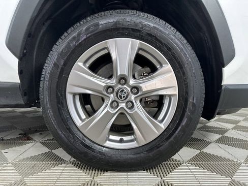 Used 2023 Toyota RAV4 XLE image 9