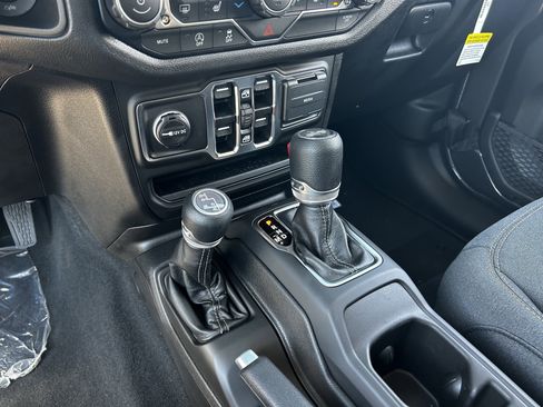 New 2025 Jeep Wrangler Sport S AWD/4WD image 18