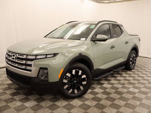 Used 2025 Hyundai Santa Cruz SEL AWD/4WD image 1