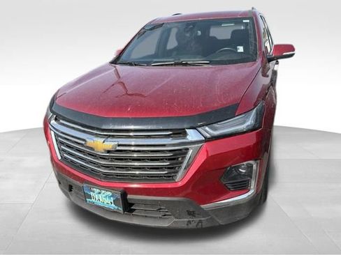 Used 2023 Chevrolet Traverse LT AWD/4WD image 2
