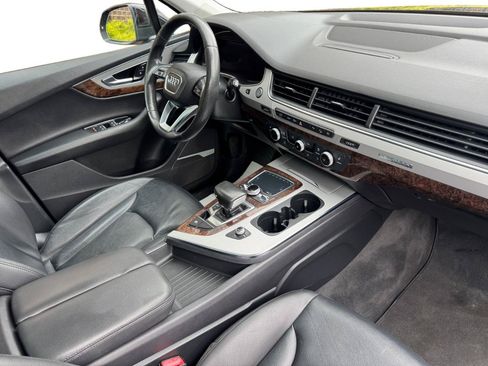 Used 2018 Audi Q7 2.0T Premium Plus w/ Premium Plus Package AWD/4WD image 4