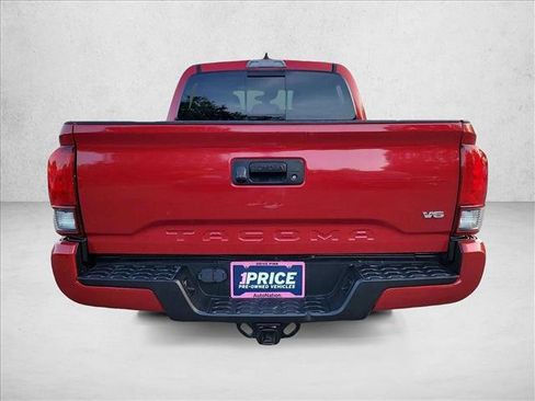 Used 2022 Toyota Tacoma SR5 w/ Technology Package RWD image 6