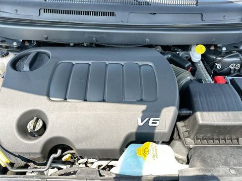 Used 2019 Dodge Journey Crossroad image 27
