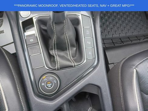 Used 2022 Volkswagen Tiguan SEL R-Line AWD/4WD image 12