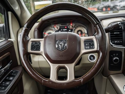 Used 2018 RAM 3500 Laramie Longhorn image 42