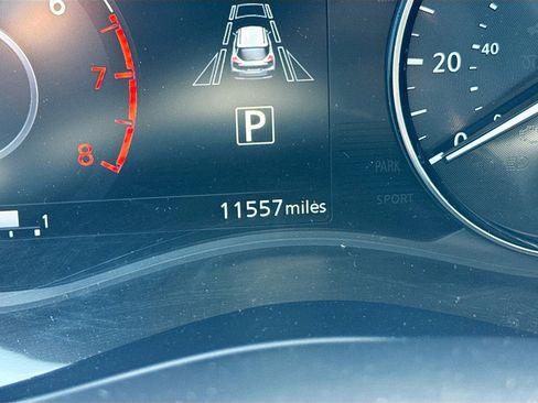 Used 2024 Nissan Kicks SR w/ SR Premium Package FWD image 12