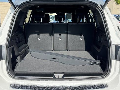 New 2026 Mercedes-Benz GLB 250 image 6