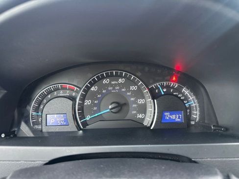 Used 2012 Toyota Camry XLE FWD image 23