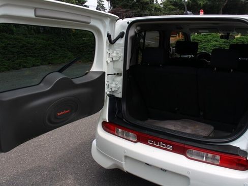 Used 2009 Nissan Cube 1.8 SL w/ Ginormous Pkg FWD image 16