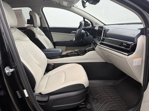 Used 2023 Kia Sportage EX image 22